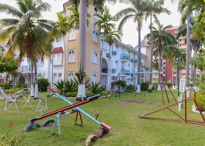 Castle At Sandcastles Ocho Rios