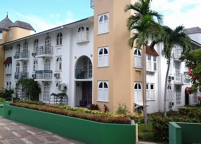 Resort Castle At Sandcastles 3*
